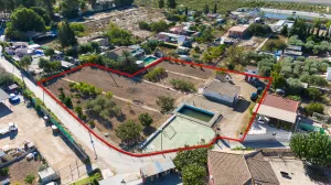 Finca Rústica Casa de Campo con Terreno en Mu