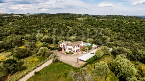 Finca ecuestre con cortijo en Córdoba