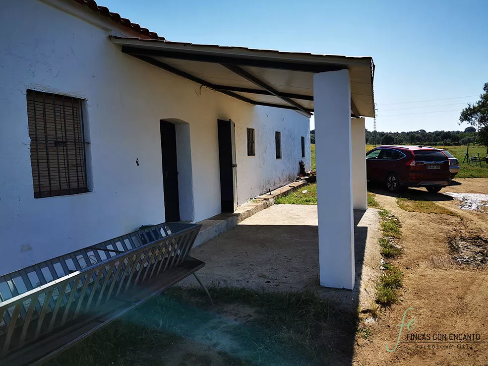 Finca junto a Cazalla de la Sierra