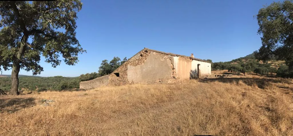 Se vende maravillosa finca de 18 hectáreas. PARQUE NATURAL SIERRA DE ARACENA Y PICOS DE AROCHE