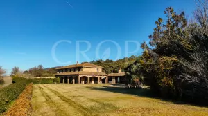 Exclusiva finca con chalet en venta en Huesca