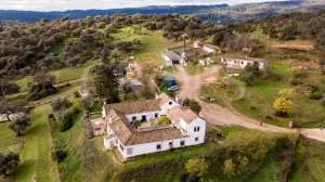 Finca de turismo rural y ganadera