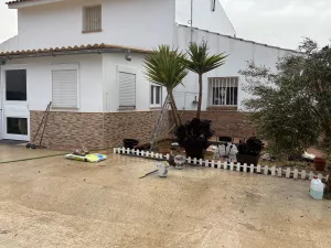 Villa tres casas+ finca pistachos