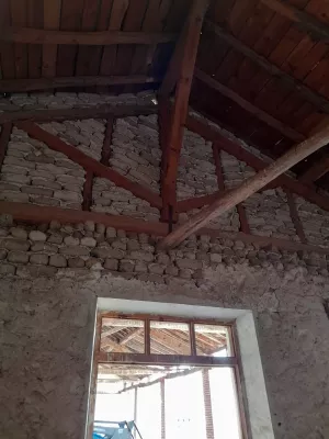 Venta finca forestal y 1.918m2 edificacion