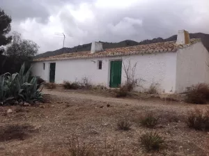 Finca y coto de caza con casona solariega