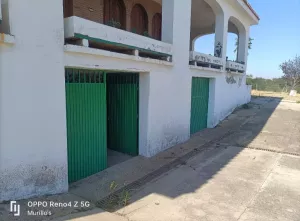 Finca 2,5 ha con Chalet 474 m2 en Badajoz