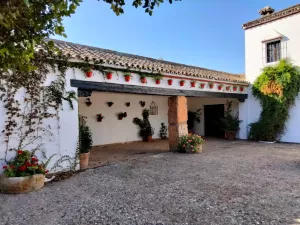 Gran cortijo con tierras de regadio