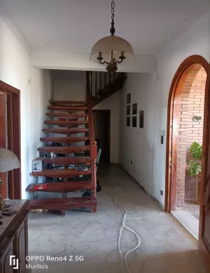 Finca 2,5 ha con Chalet 474 m2 en Badajoz