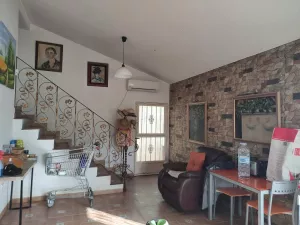 Villa tres casas+ finca pistachos