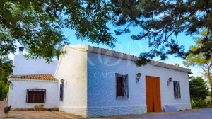 En venta exclusiva masía en Valencia
