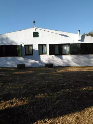 Finca Ganadera y Cinegética en Constantina